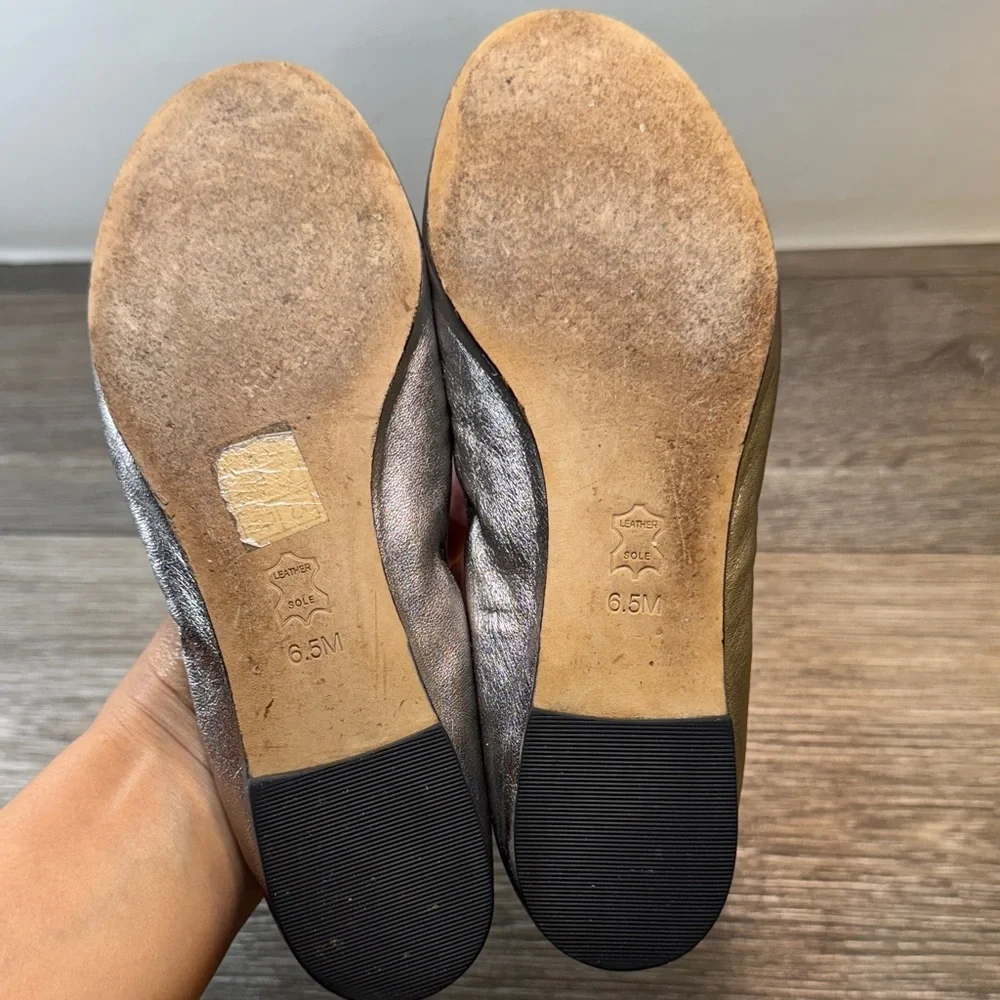 Tory Burch Metallic Silver Flats woman’s 6.5 (s87)